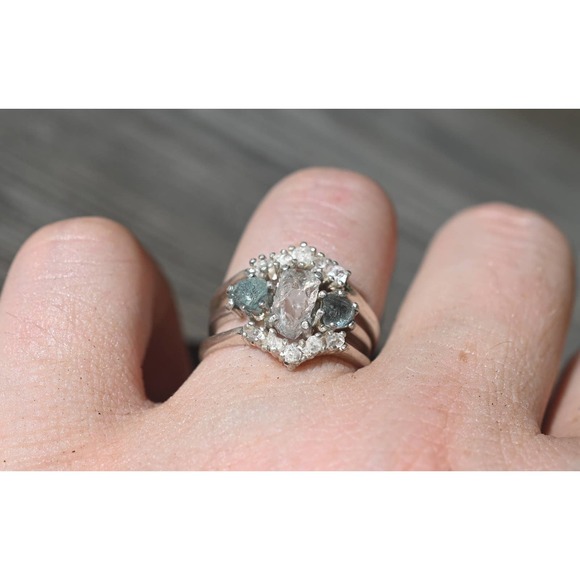 Sapphire engagement ring set, raw stone ring, alternative engagement ring - Picture 3 of 4